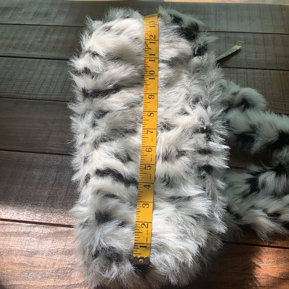 Pottery Barn Teen White & Brown Faux Fur Bag/Purse - Picture 7 of 7